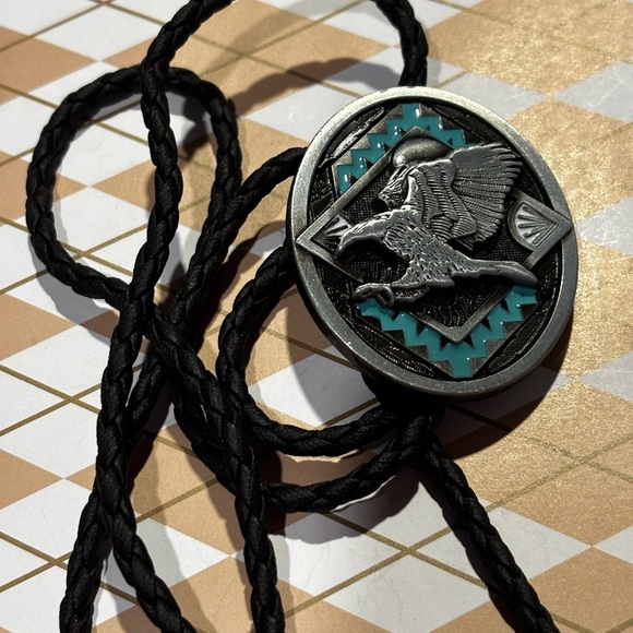 Dragon Design vintage style Bolo Tie with Turquoise Accent - Picture 10 of 12